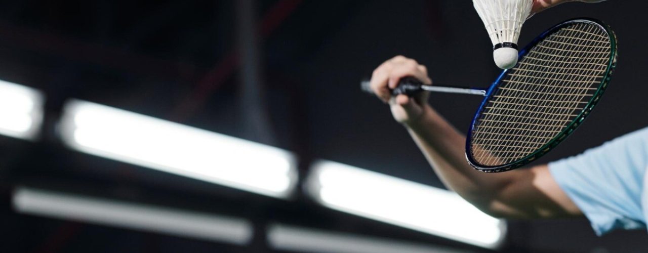 merken badminton racket