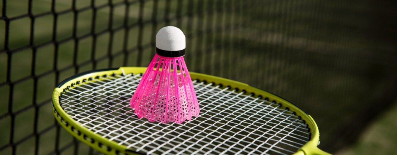 waar op letten badmintonracket